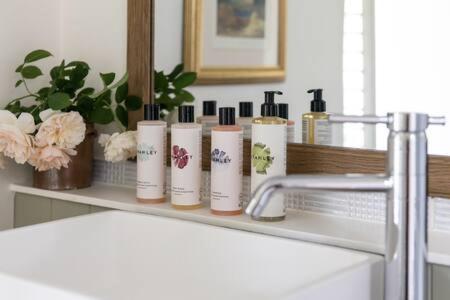Two Rose Walk Cottage Cotswolds Moreton-in-Marsh 외부 사진