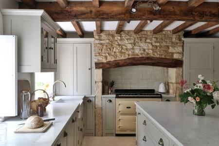 Two Rose Walk Cottage Cotswolds Moreton-in-Marsh 외부 사진